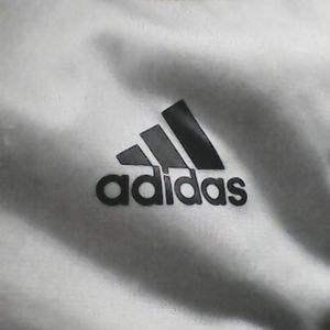 Meet your Posher, Adrian